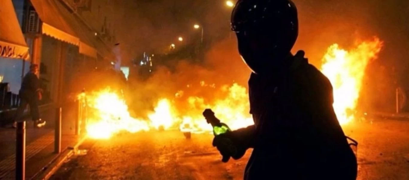 Στ.Μπαλάσκας για επέτειο Πολυτεχνείου: «Όποιος θέλει να πετάξει μολότοφ μπορεί να το κάνει - Οι φυλακές είναι έτοιμες»